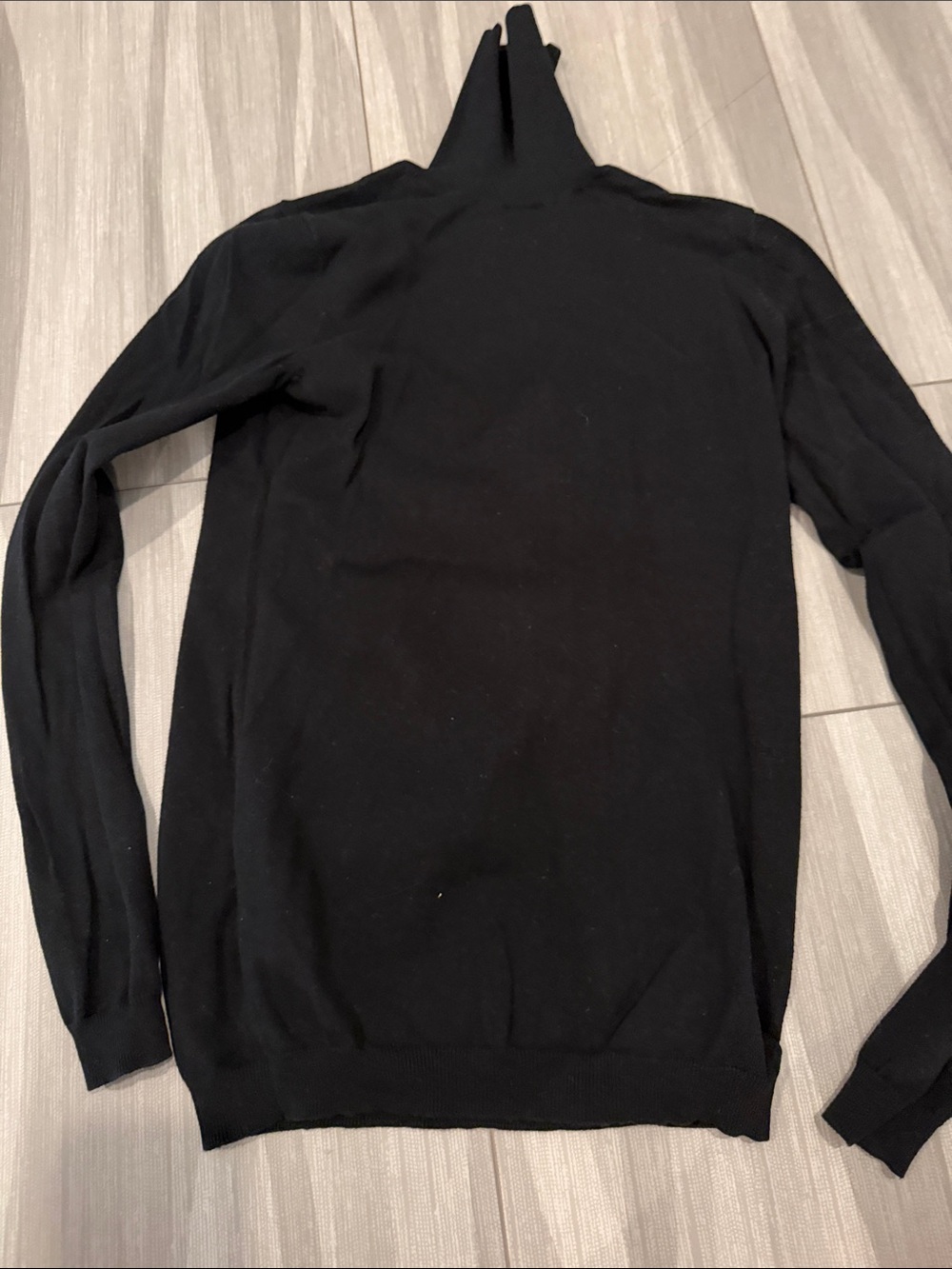 Women’s Gap Black Turtleneck Sweater - Classic Knit